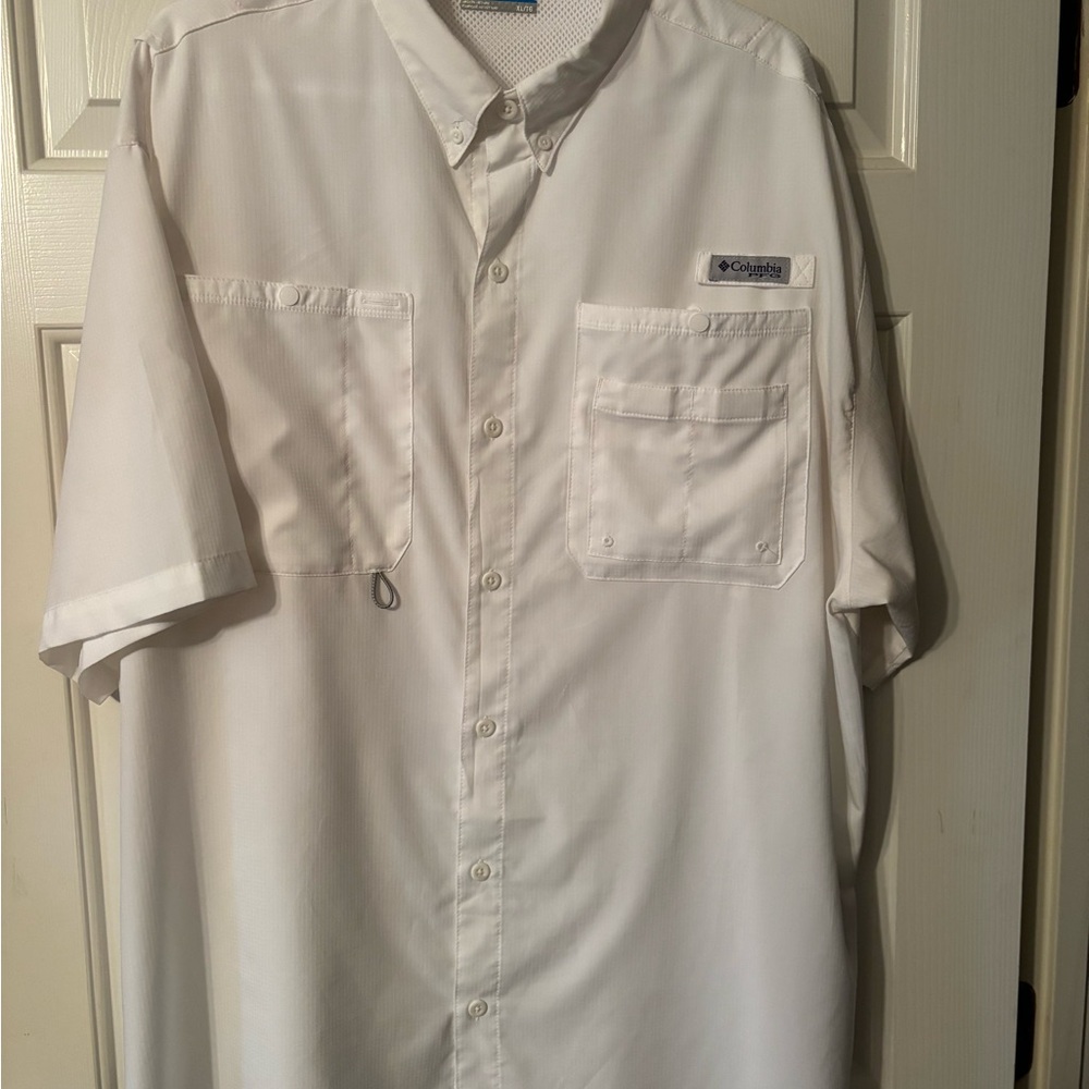 Columbia White Casual Button Down Shirt Lightweight